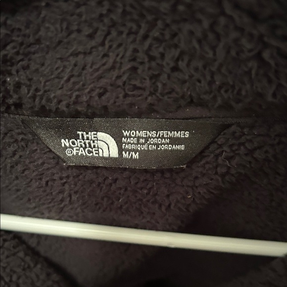 The North Face Women's Black Teddy Jacket - Picture 2 of 3